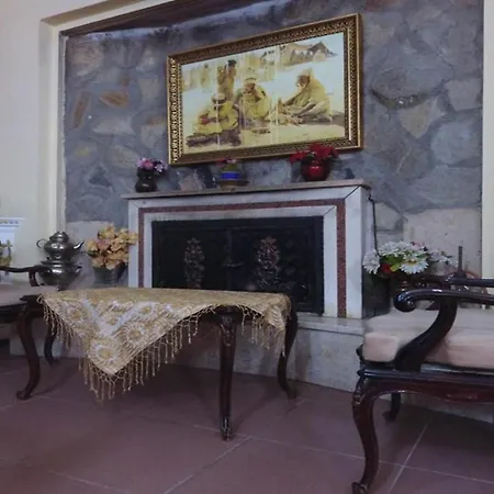 Bed & Breakfast Regum Life *