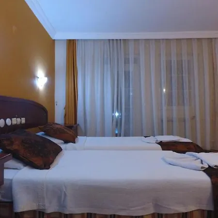 Regum Life Bed & Breakfast *
