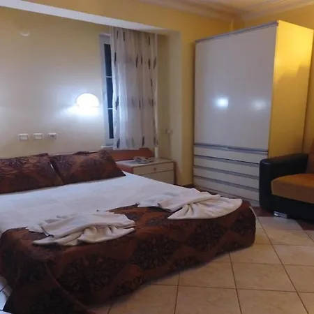 Regum Life Bed & Breakfast *